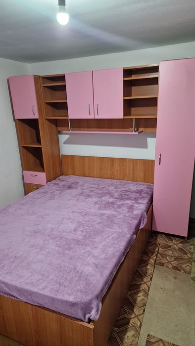 Vand mobilier dormitor