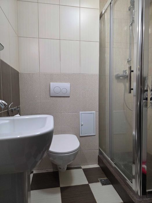 Inchiriez Garsoniera PIPERA Complex cu piscina