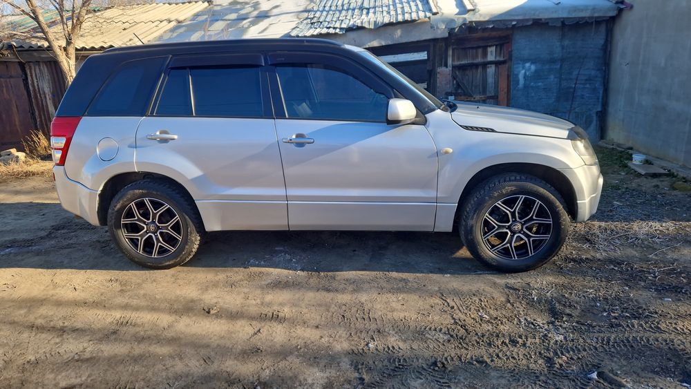 Suzuki grand vitara