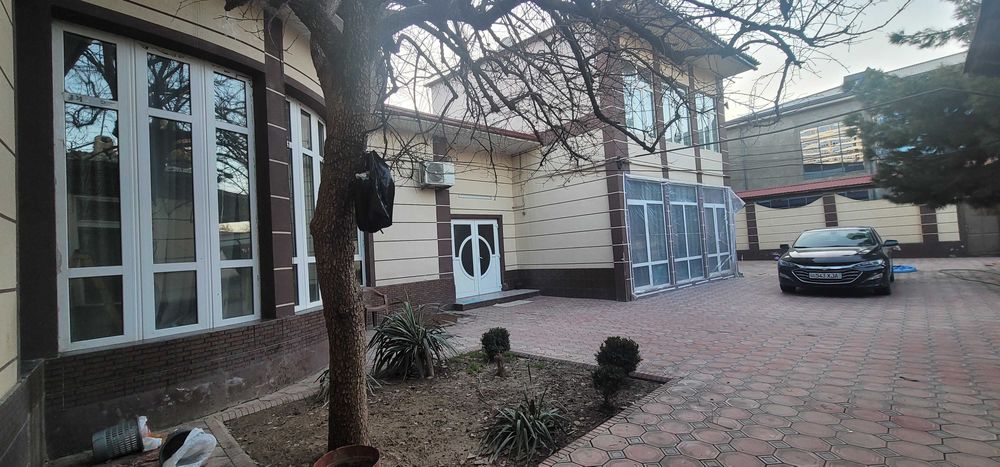 Продается дом в центре Ташкента под жилье или бизнес 9соток на Ивлева