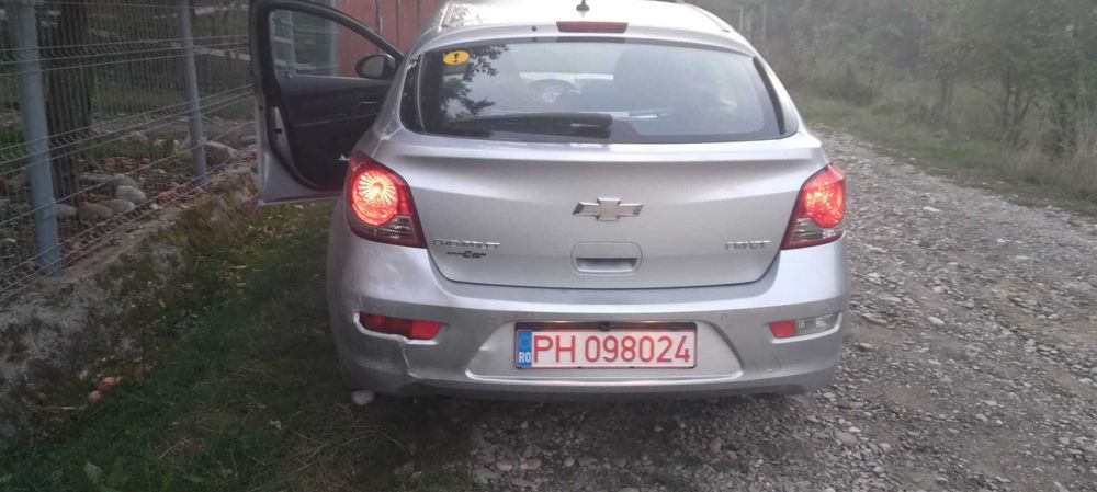 Vand Chevrolet Cruze hatchback