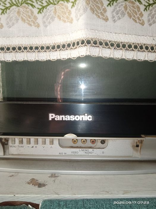 Продам старый но надёжный телевизор