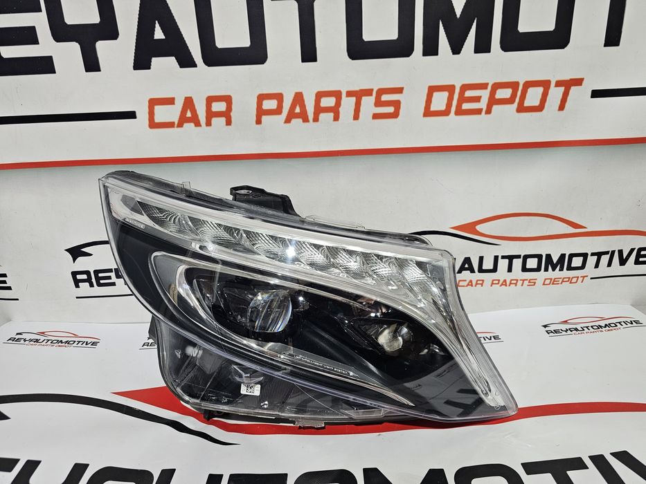 Far dreapta ils led Mercedes V Class Vito Viano W447 cod A4479061501