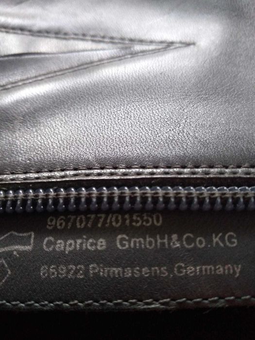 Cizme Caprice lungi, cu fermoar și elastic, cu toc gros înalt