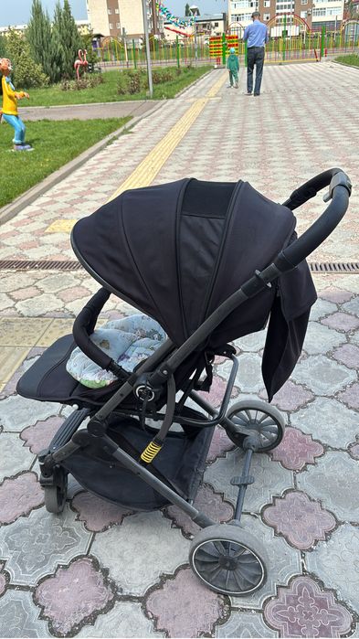 Продам детскую коляску
