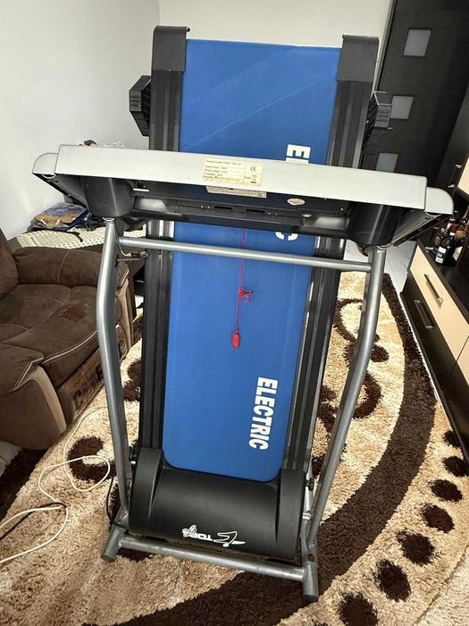 Banda de alergat electrica pliabila