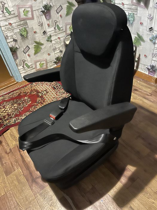 Продам кресло МТЗ-кировец