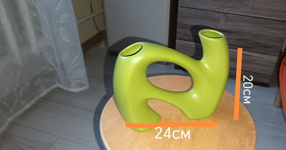 Ваза салатовая фигурная