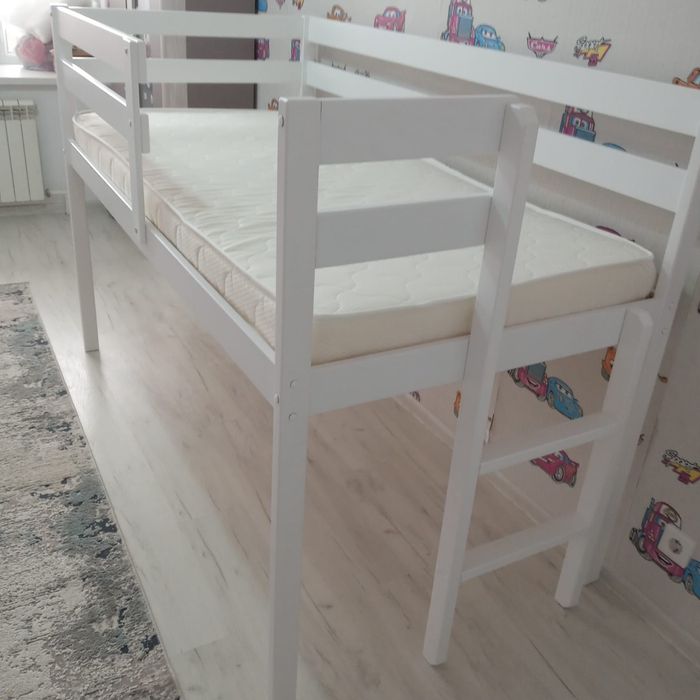 Продам детские кровати