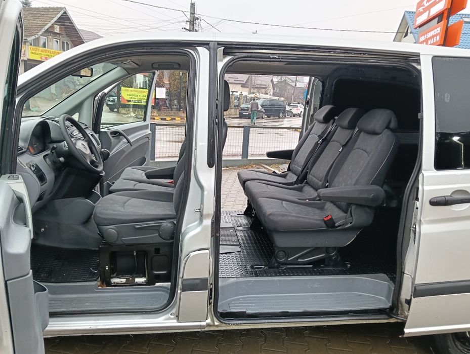 Mercedes Vito 2.2 DIESEL 150 cp. 6 locuri + spațiu marfă Long Model