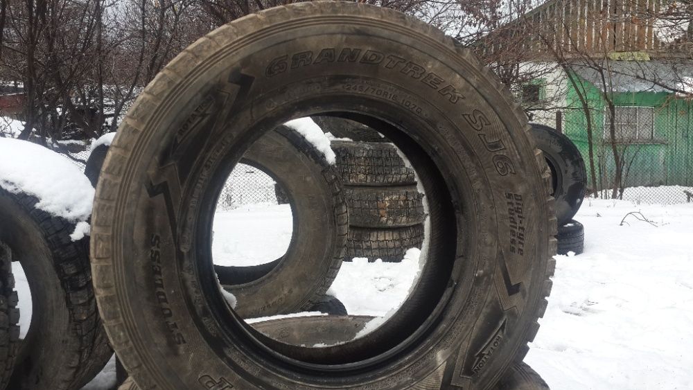 Шины DUNLOP комплект5штук