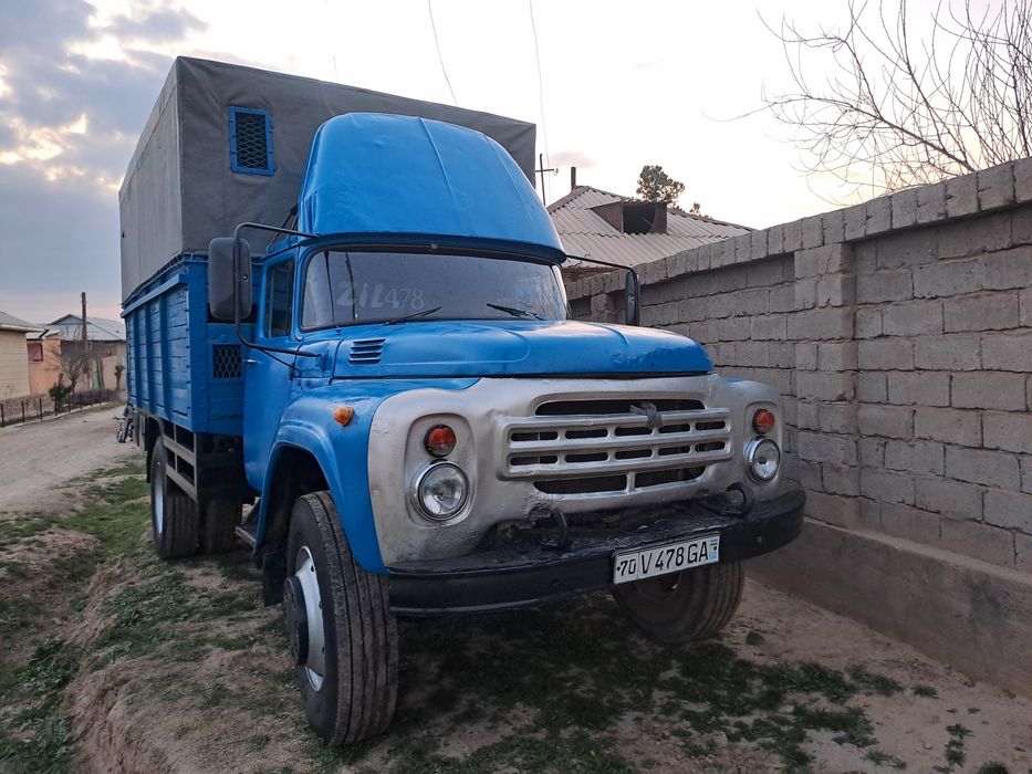Zil 130 sotiladi