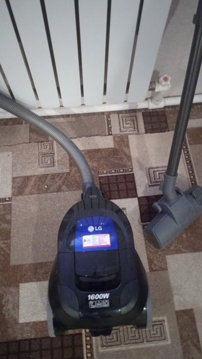 Пылесосы на запчасти или под ремонт