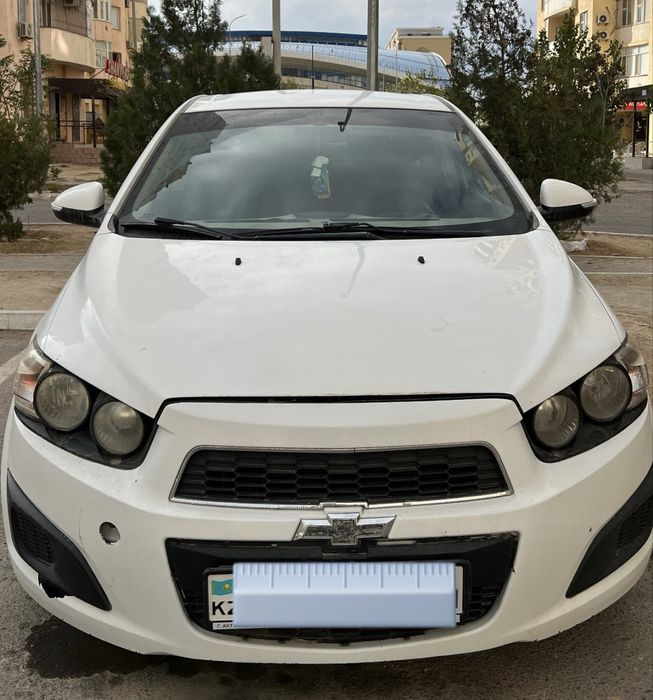 СРОЧНО продам chevrolet aveo 2013 г