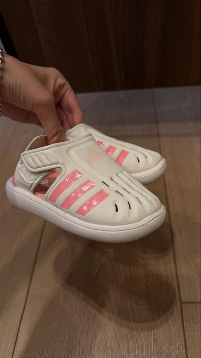 Босоножки adidas + подарок