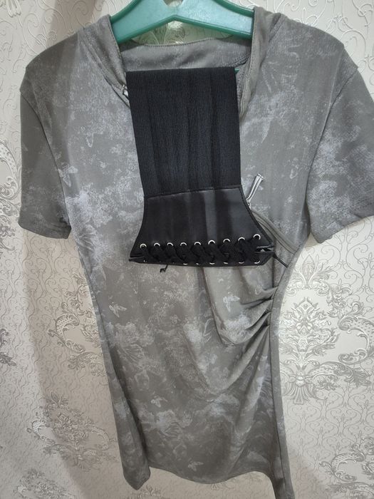 Продаю платье новое