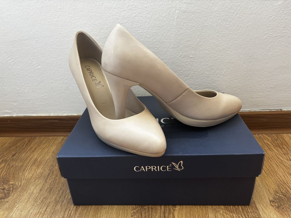 Pantofi Caprice  eleganti de piele