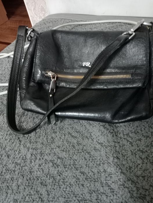 Продам сумки кожа