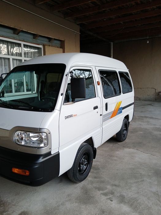 Дамас 2 янги салондан чикгаг