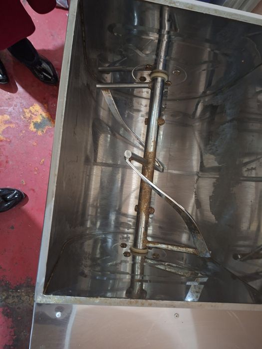 Тестемес 25 кг почти новый