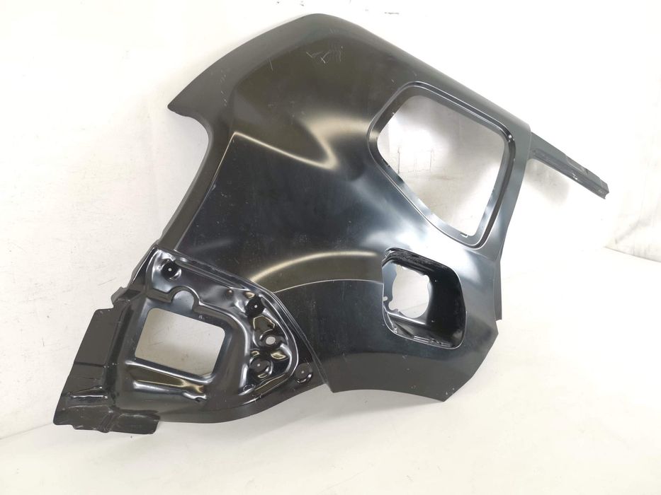 Десен заден калник Дачия Дустер / Dacia Duster 1 [фейслифт] В добро съ