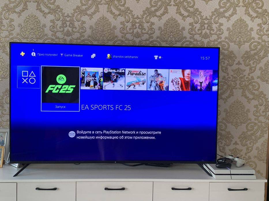 Продам ps4 500gb в отличном состоянии