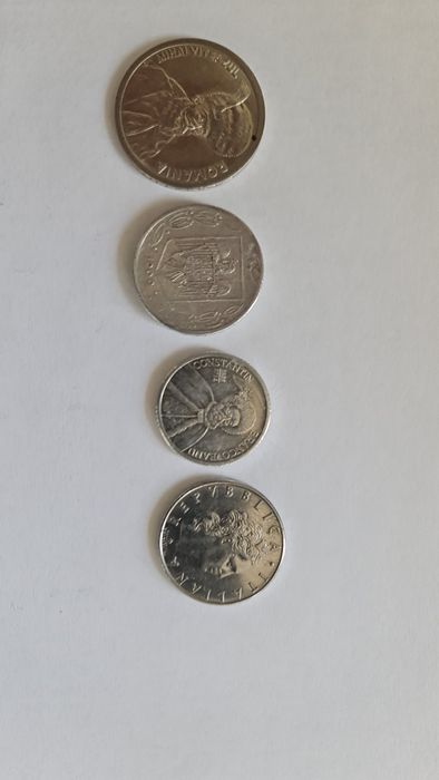Vand 4 monede vechi de 100 ,500 si 1000 lei si 1 de 50 lire ital