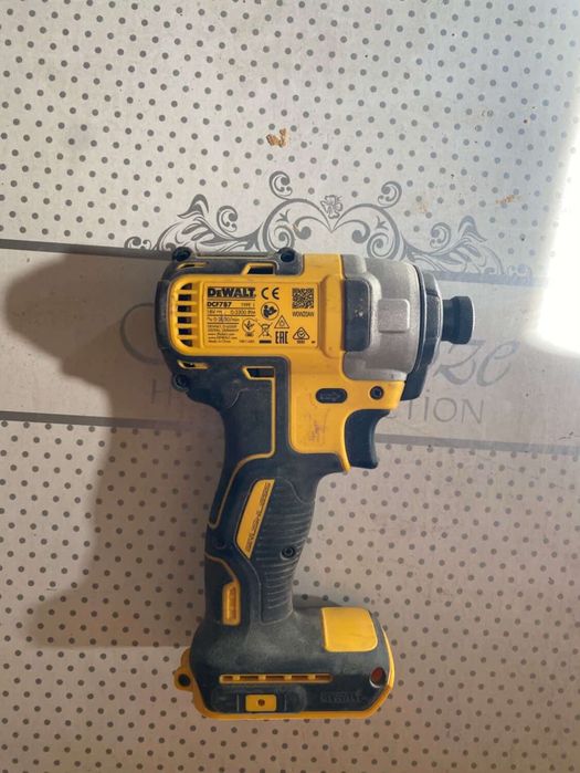 Ударен Винтоверт DeWalt