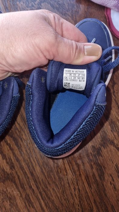 Кецове Adidas  .