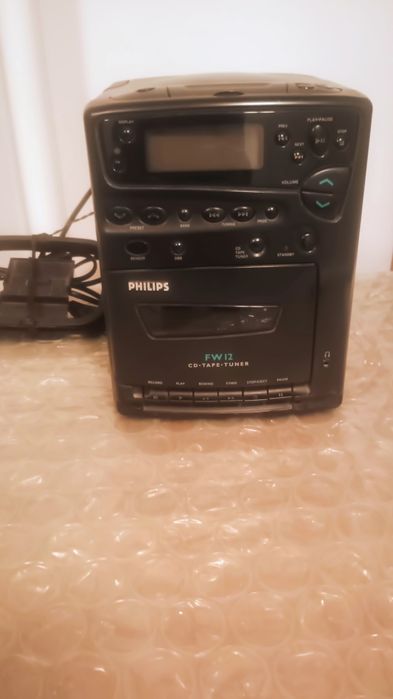 Microsistem audio Philips.