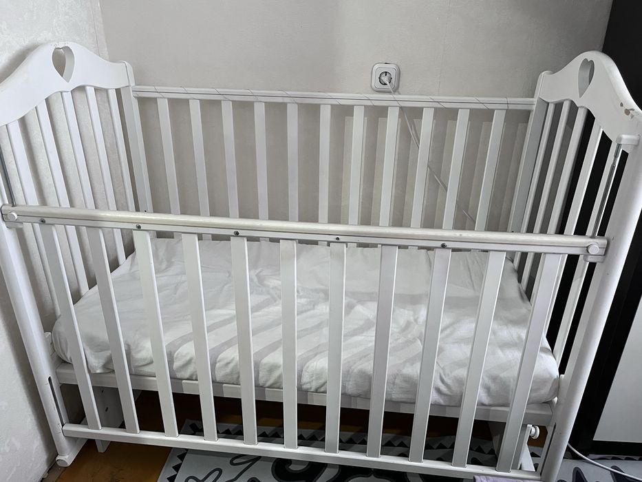 Кроватка детская