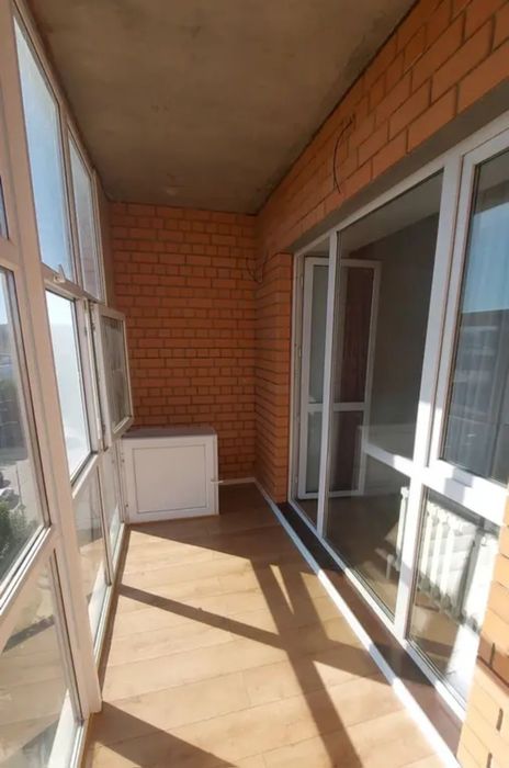 Продам 2-комнатную квартиру студию