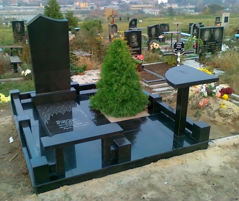 Памятник под ключ в Астане