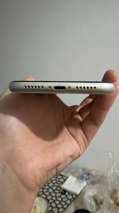 продам айфонн 11