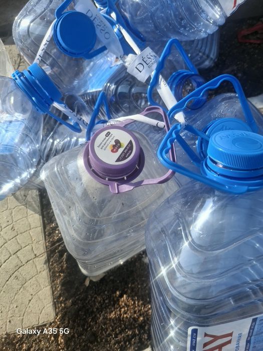 Баклажки, посуды пяти литровые