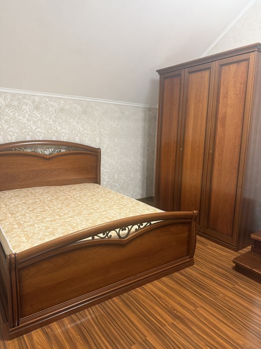 Продам спальний гарнитур б/у