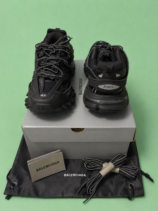 Balenciaga Track Triple Black