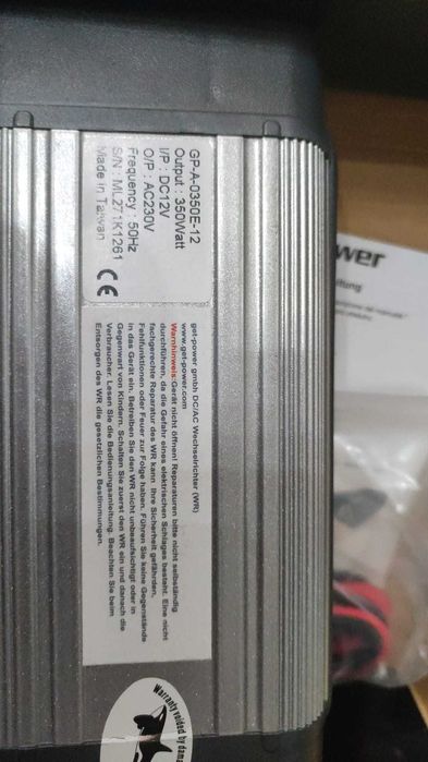 Convertor de tensiune - invertor - 12 volți -230 volți