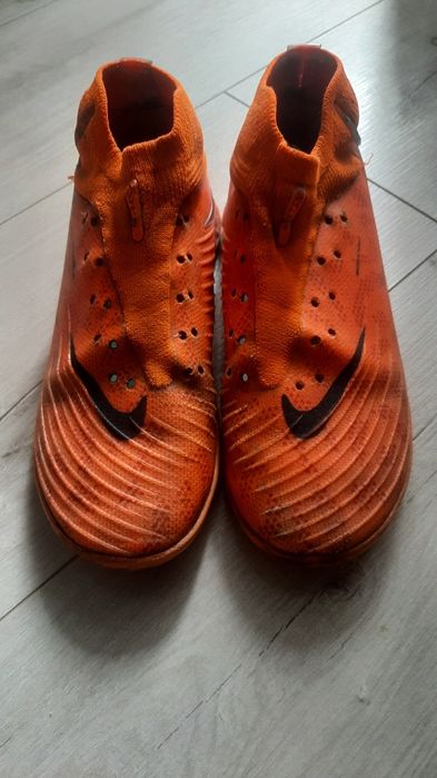 nike phantom luna