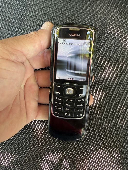 Nokia 8600 luna