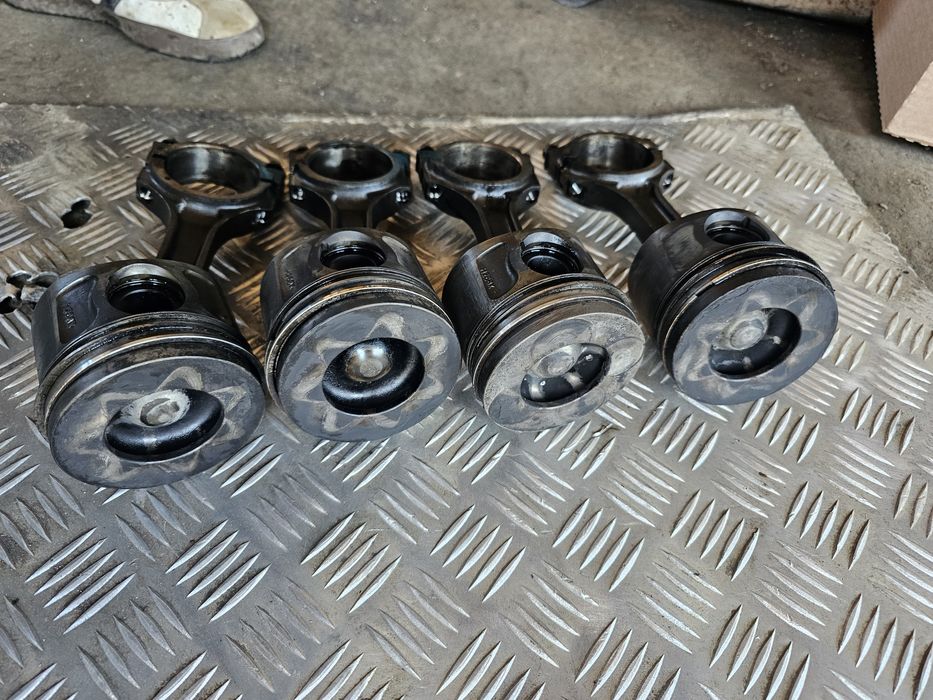 Piston+biela PEUGEOT BOXER jamper ford transit 2.2 euro 4