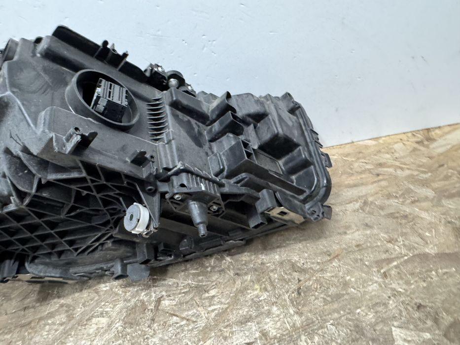 Far bmw G11 G12 LCI Laser 2019-2021 stanga