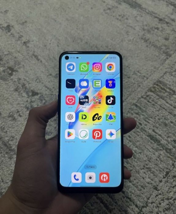 Продам Oppo A54.