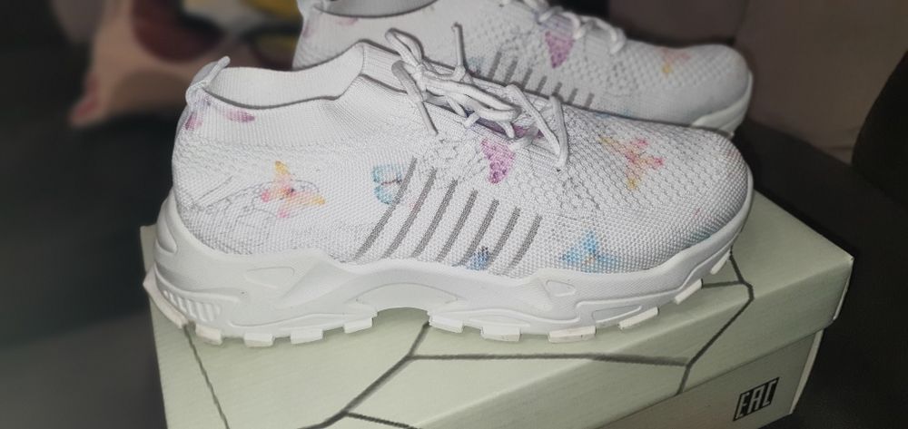 Супер леки летни маратонки