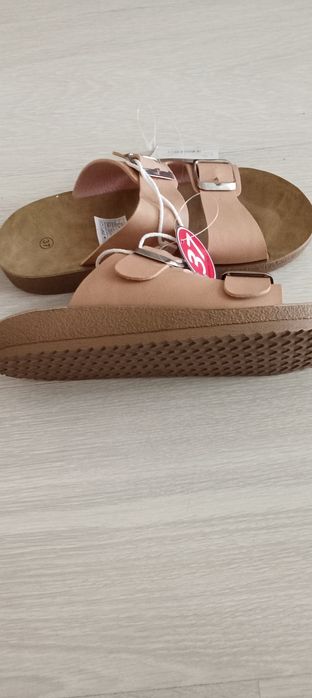 Новые женские шлепки