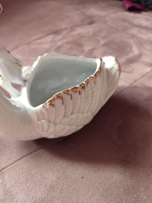 Статуетка кон с изправени крака