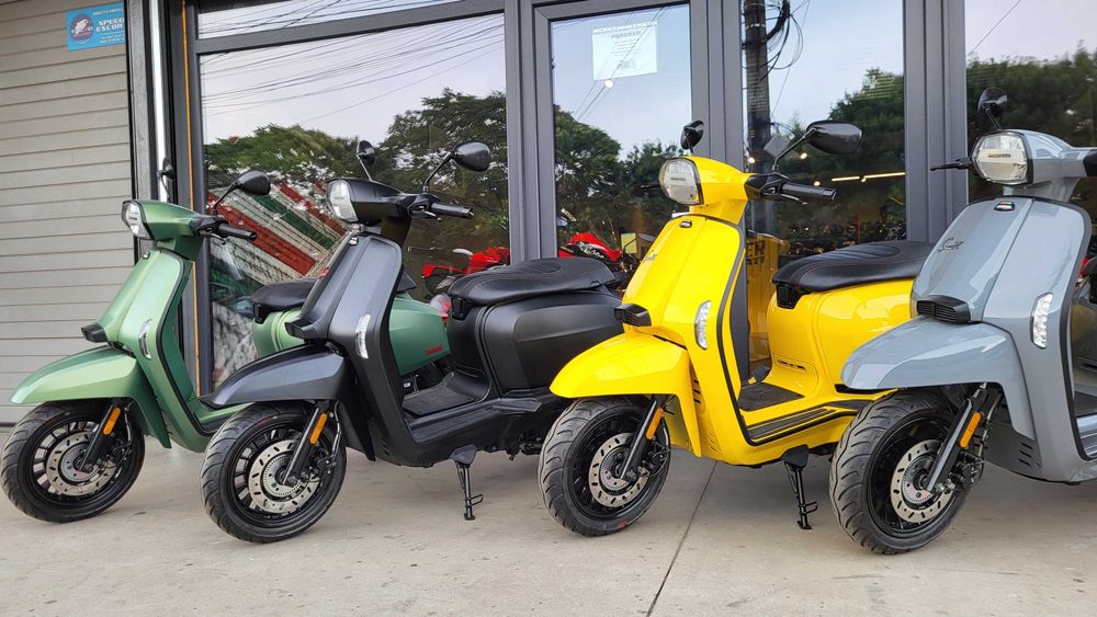 Hobbymoto vinde Lambretta V125 ABS, NOI - 0 KM, categoria B de permis