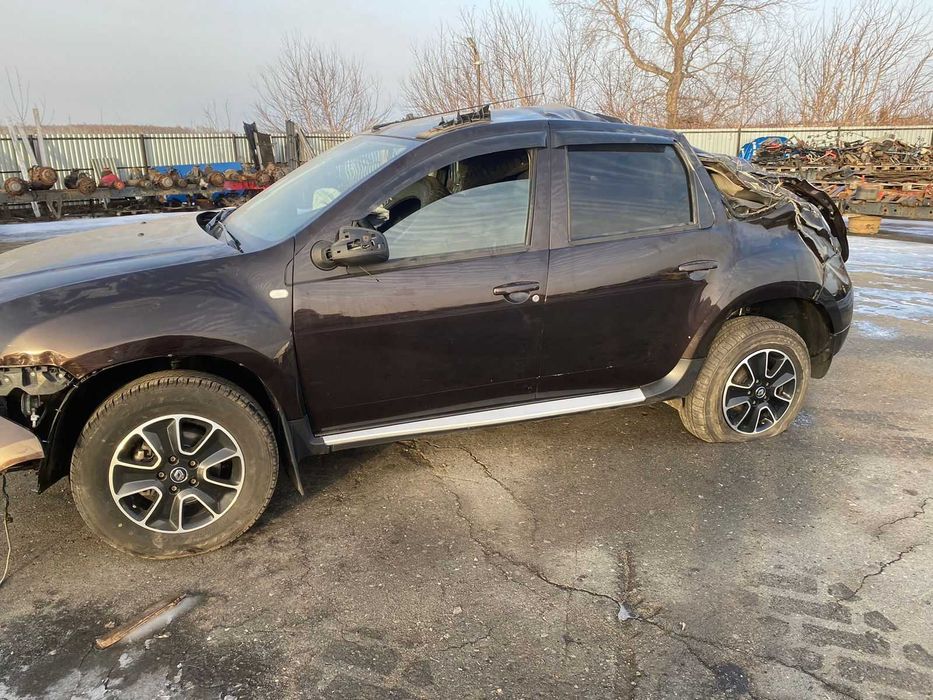 Renault Duster 2.0 4WD АКПП Рено Дастер 2016 год