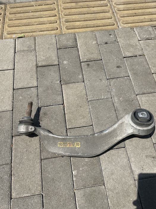 Носач за Bmw f01 f02