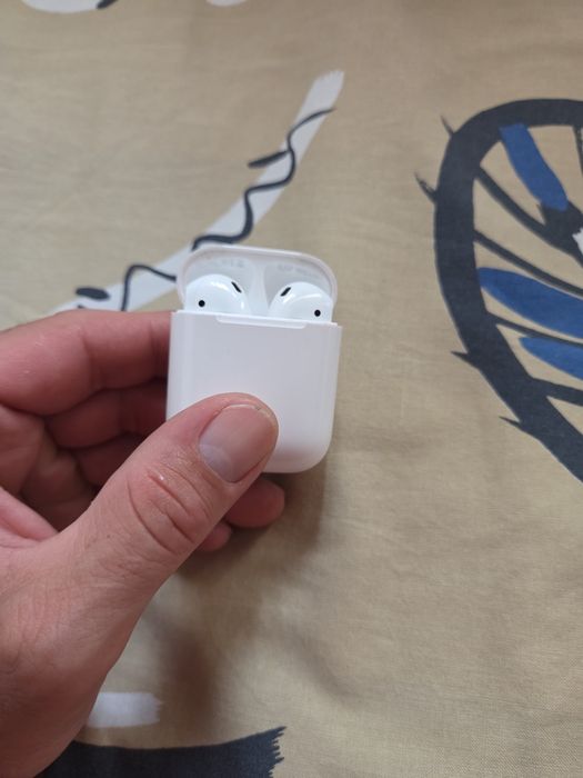 Vând casti bluetooth